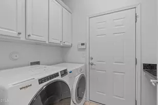 828 Gillinder Pl, Cary, NC 27519 - Photo 25