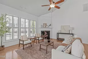 828 Gillinder Pl, Cary, NC 27519 - Photo 7