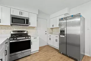 2608 Adcox Pl, Raleigh, NC 27610 - Photo 3