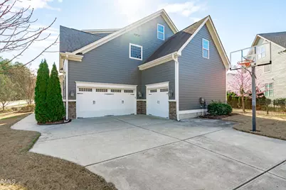 2005 Burrus Hall Circle, Cary, NC 27519 - Photo 9