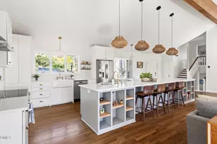 353 Tenney Cir, Chapel Hill, NC 27514 - Photo 3