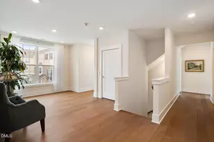 10530 Sablewood Dr, Raleigh, NC 27617 - Photo 7