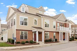 10530 Sablewood Dr, Raleigh, NC 27617 - Photo 3