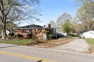 221 E Winston St, Youngsville, NC 27596 - Photo 21