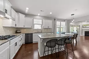 619 Laurel Berry Ct, Apex, NC 27523 - Photo 5