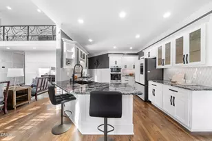 10616 Thornbury Crest Ct, Raleigh, NC 27614 - Photo 11