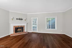 926 Albany Ct, Raleigh, NC 27615 - Photo 5