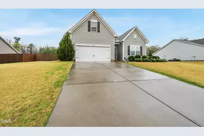266 Highland Rhodes Drive, Clayton, NC 27520 - Photo 3