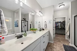 266 Highland Rhodes Dr, Clayton, NC 27520 - Photo 23