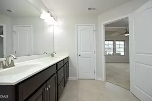 10111 Raven Tree Dr, Raleigh, NC 27617 - Photo 15