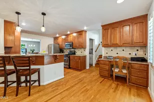 4920 Hermitage Dr, Raleigh, NC 27612 - Photo 9