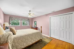 4920 Hermitage Dr, Raleigh, NC 27612 - Photo 19