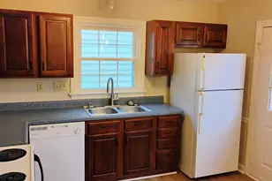 610 Cross Timbers Dr, Durham, NC 27713 - Photo 9
