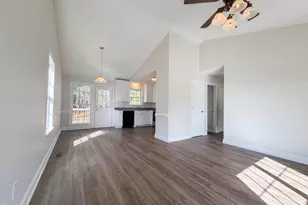 406 Landing Pl Dr, Wendell, NC 27591 - Photo 9