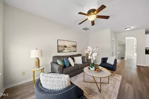 10119 Glen Autumn Rd, Raleigh, NC 27617 - Photo 7