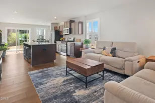 173 S Breeze Wy, Fuquay Varina, NC 27526 - Photo 5