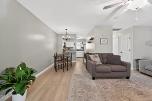 102 Lake Hollow Cir, Cary, NC 27513 - Photo 15