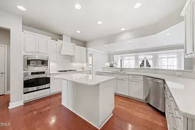 284 Beckingham Loop, Cary, NC 27519 - Photo 9