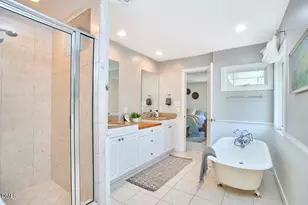 105 Cardiff Pl, Chapel Hill, NC 27516 - Photo 47