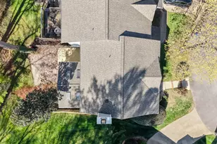 1401 Mapleside Ct, Raleigh, NC 27609 - Photo 39