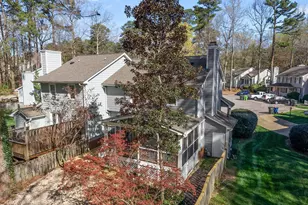 1401 Mapleside Ct, Raleigh, NC 27609 - Photo 33