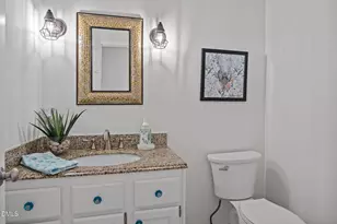 1401 Mapleside Ct, Raleigh, NC 27609 - Photo 23