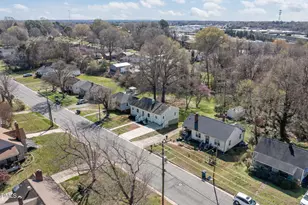 408 W Gilbreath St, Graham, NC 27253 - Photo 5