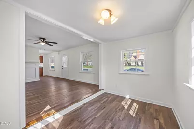 408 W Gilbreath Street, Graham, NC 27253 - Photo 5