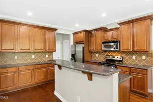 414 Hilltop View St, Cary, NC 27513 - Photo 7