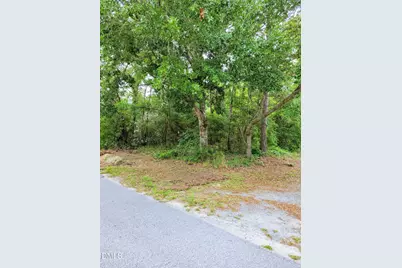 145 NE 4th Street, Oak Island, NC 28465 - Photo 3