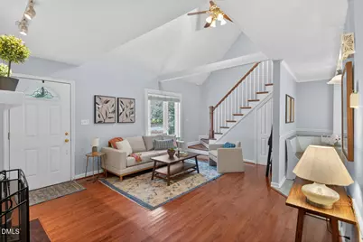 9 Drakesway Court, Durham, NC 27713 - Photo 7