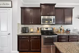 5720 Lumiere St, Holly Springs, NC 27540 - Photo 13