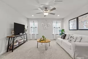 25 Hartford Ln, Fuquay Varina, NC 27526 - Photo 17