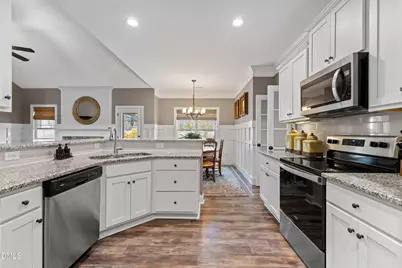 59 Coats Ridge Drive, Benson, NC 27504 - Photo 9