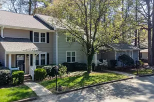 1524 Edgeside Ct, Raleigh, NC 27609 - Photo 3