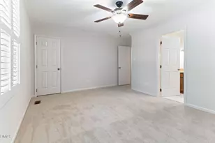 1524 Edgeside Ct, Raleigh, NC 27609 - Photo 17