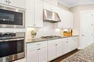 66 Middleton Pl, Chapel Hill, NC 27516 - Photo 7