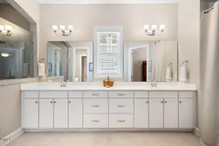 66 Middleton Pl, Chapel Hill, NC 27516 - Photo 17