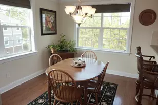 10400 Rosegate Ct, Raleigh, NC 27617 - Photo 7