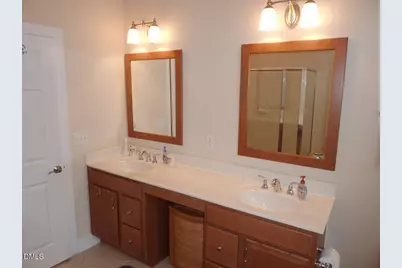 10400 Rosegate Court #302, Raleigh, NC 27617 - Photo 11