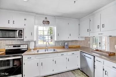 1343 Nc Hwy 27 W, Benson, NC 27504 - Photo 13