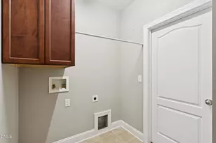 616 Democracy St, Raleigh, NC 27603 - Photo 31