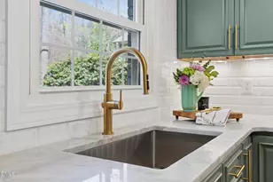 1104 Temple St, Raleigh, NC 27609 - Photo 17