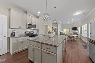 525 Barneswyck Dr, Fuquay-Varina, NC 27526 - Photo 3