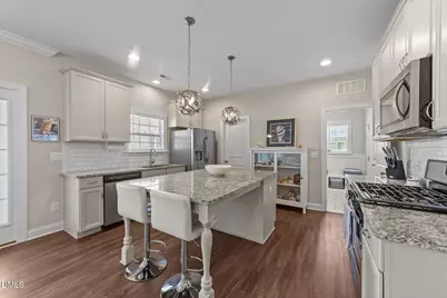 525 Barneswyck Drive, Fuquay Varina, NC 27526 - Photo 5