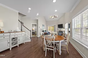 525 Barneswyck Dr, Fuquay-Varina, NC 27526 - Photo 9