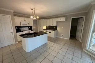 110 Redbay Ln, Clayton, NC 27527 - Photo 11