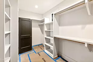 909 Oberlin Rd, Raleigh, NC 27605 - Photo 23