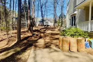 729 Branniff Dr, Cary, NC 27513 - Photo 9