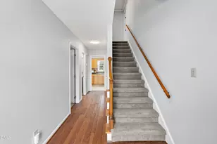 400 Cedar Hill Ln, Raleigh, NC 27609 - Photo 5